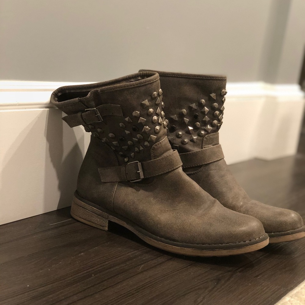 Moto Ankle style studded boots